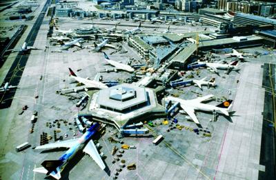 [Terminal Flughafen frankfurt]